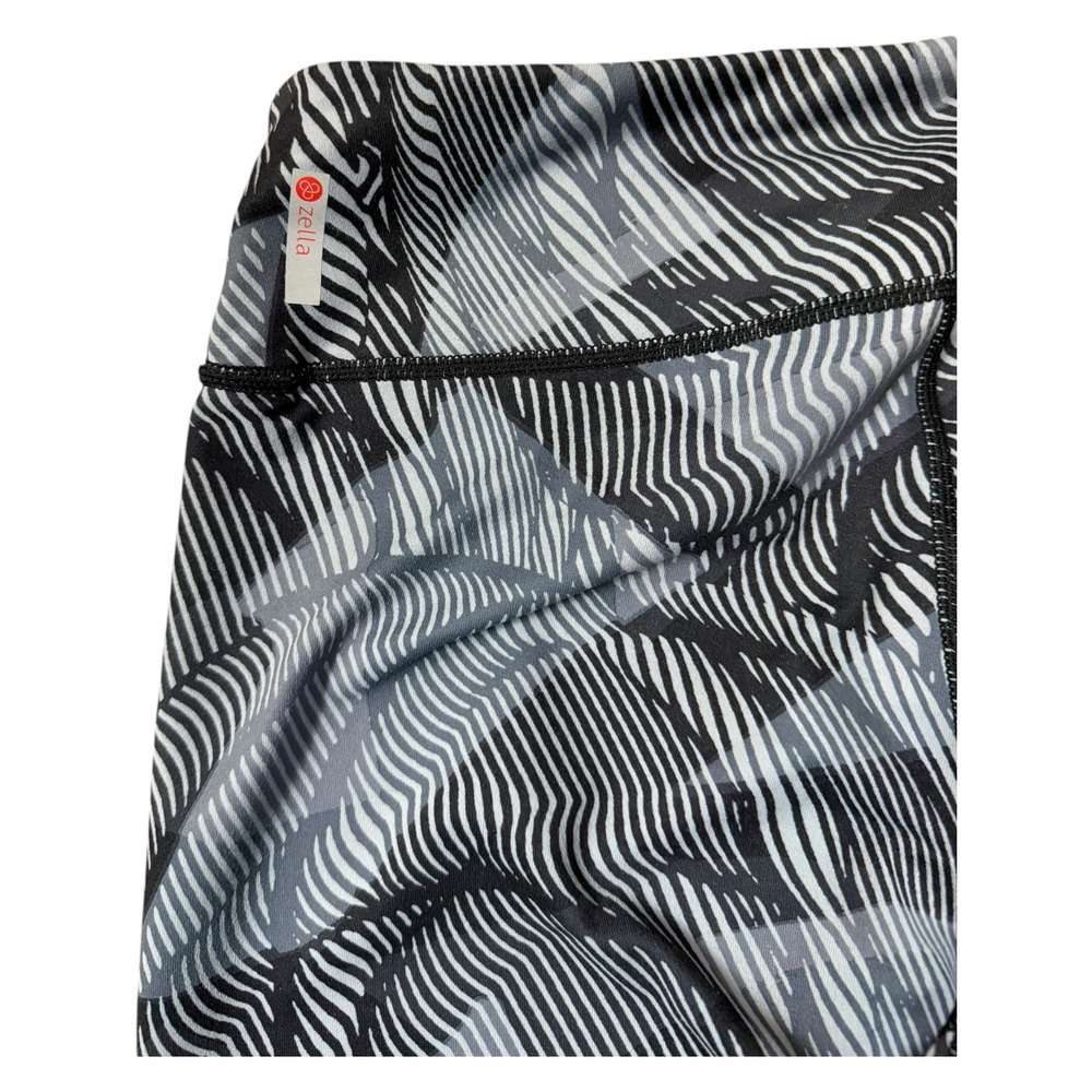 Zella Live In High Waist Leggings – Abstract Black/Gray Graphic Print – Size S - Picture 5 of 7
